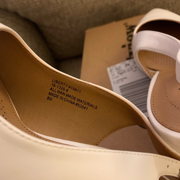 Comfortview white heels - Picture 4 of 5